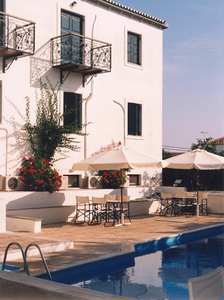 Spetses Retreat Accommodation Ngoại thất bức ảnh